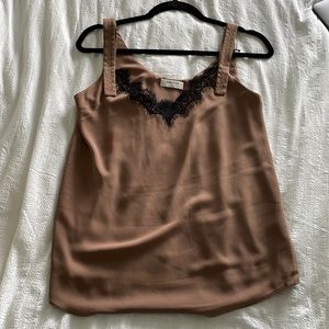 Aritzia lace tank